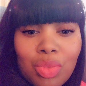 Meet your Posher, Latasha